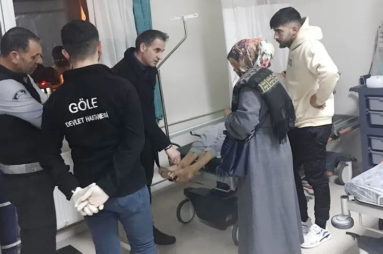 Askeroğlu, Göle Devlet hastanesini ziyaret etti