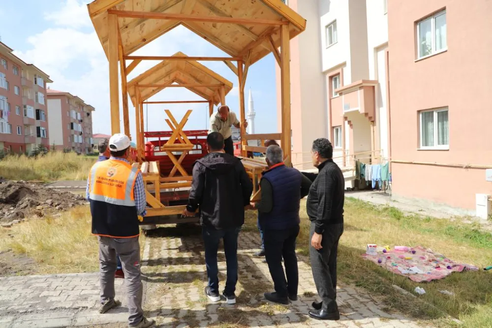 YAŞLI VATANDAŞLAR İSTEDİ, BAŞKAN DEMİR ANINDA YERİNE GETİRDİ