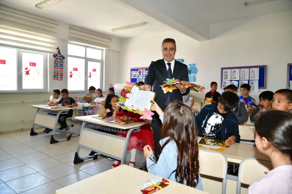 Ardahan’da 16 bin öğrenci karne sevinci yaşadı