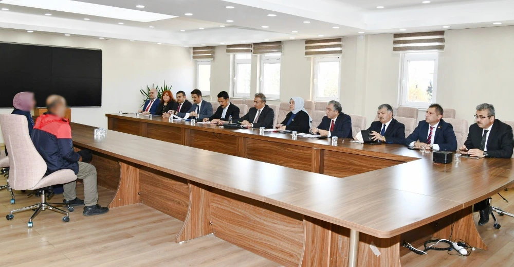 Vali Hayrettin Çiçek Halk Günü Toplantılarına Devam Ediyor