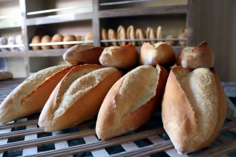 Göle’de Halk Ekmek Projesi fiyatları düşürdü