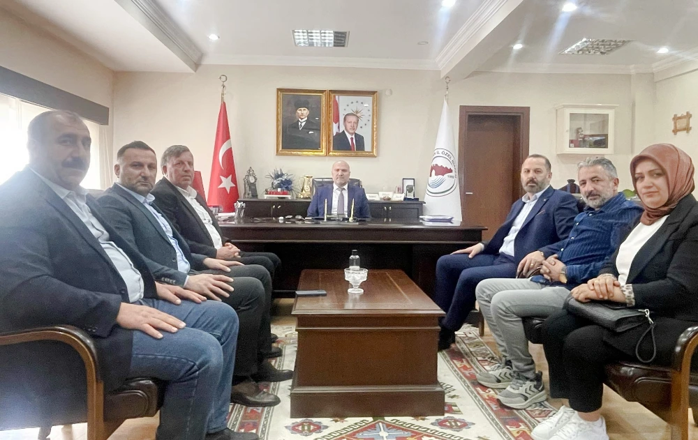 AK Parti’den Özel İdareye Ziyaret