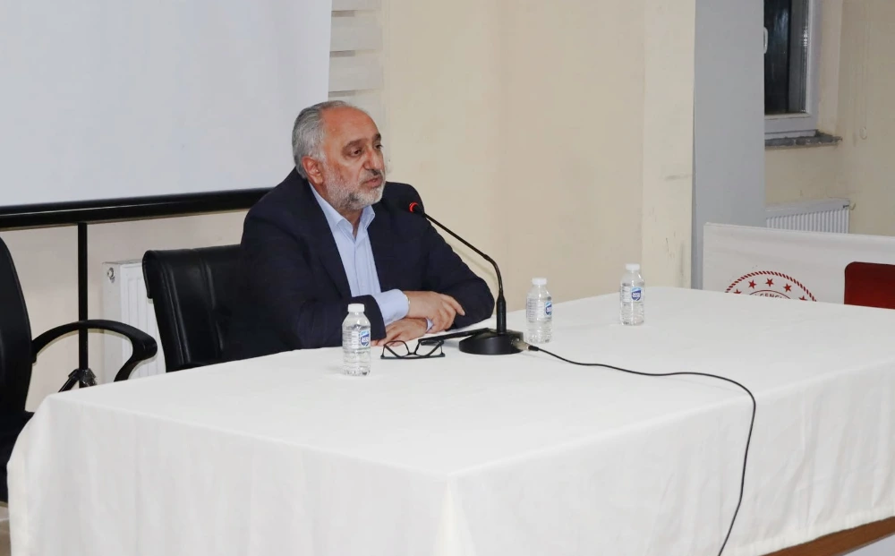 Müftü Adem Karadeniz, Üniversiteli Gençlerle Bir Araya Geldi