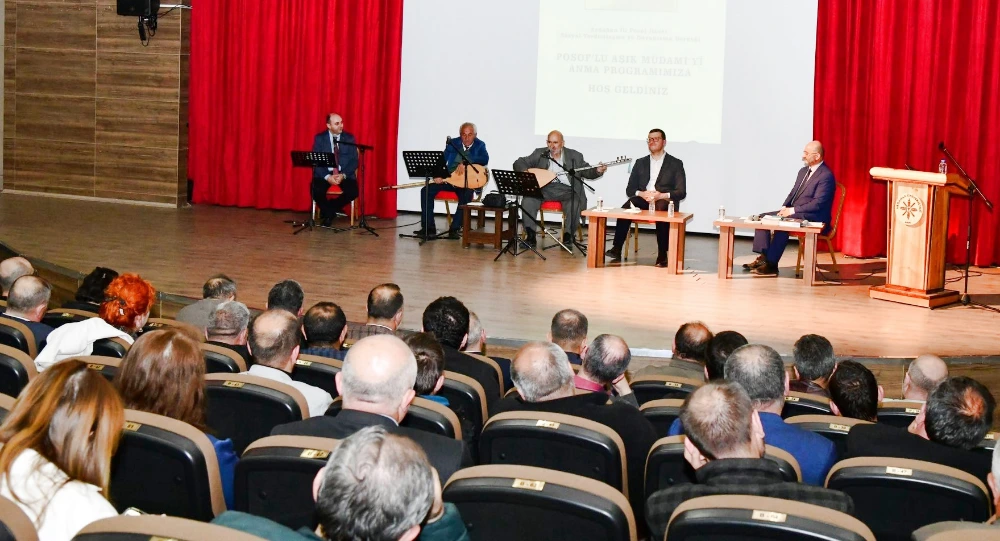 Vali Çiçek, Posoflu Aşık Müdami Anma Programına Katıldı
