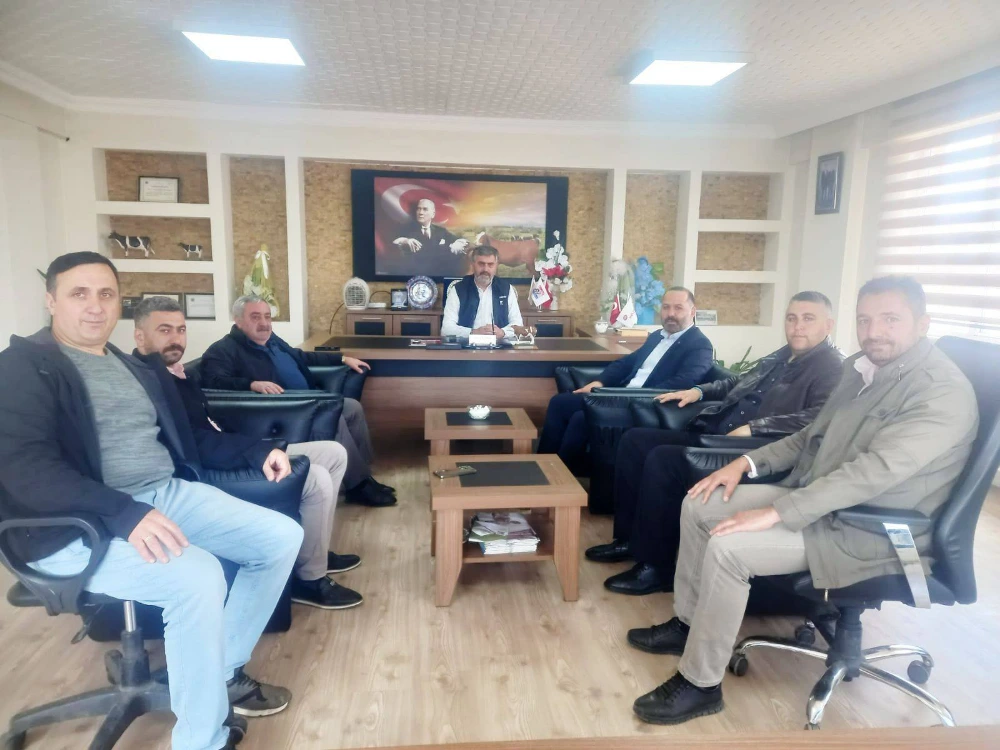 AK Parti’den Damızlık Sığır Yetiştiricileri Birliği’ne Ziyaret