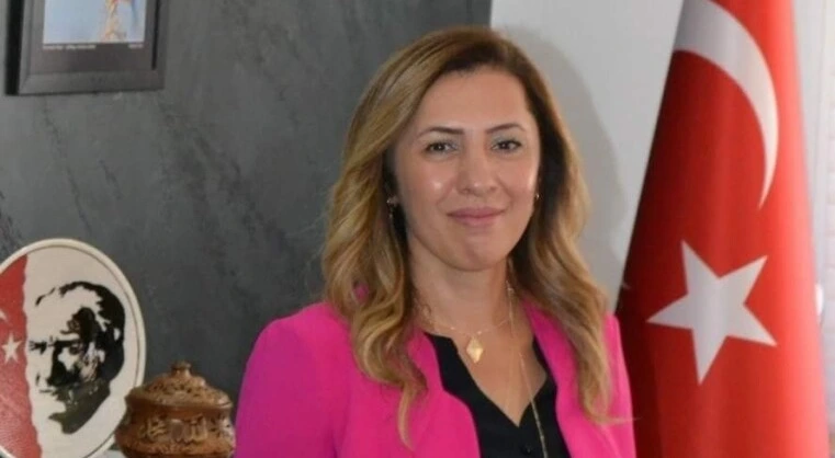 Başkan Canan Avşar Uzun, ARÜ’de Panele Katılacak
