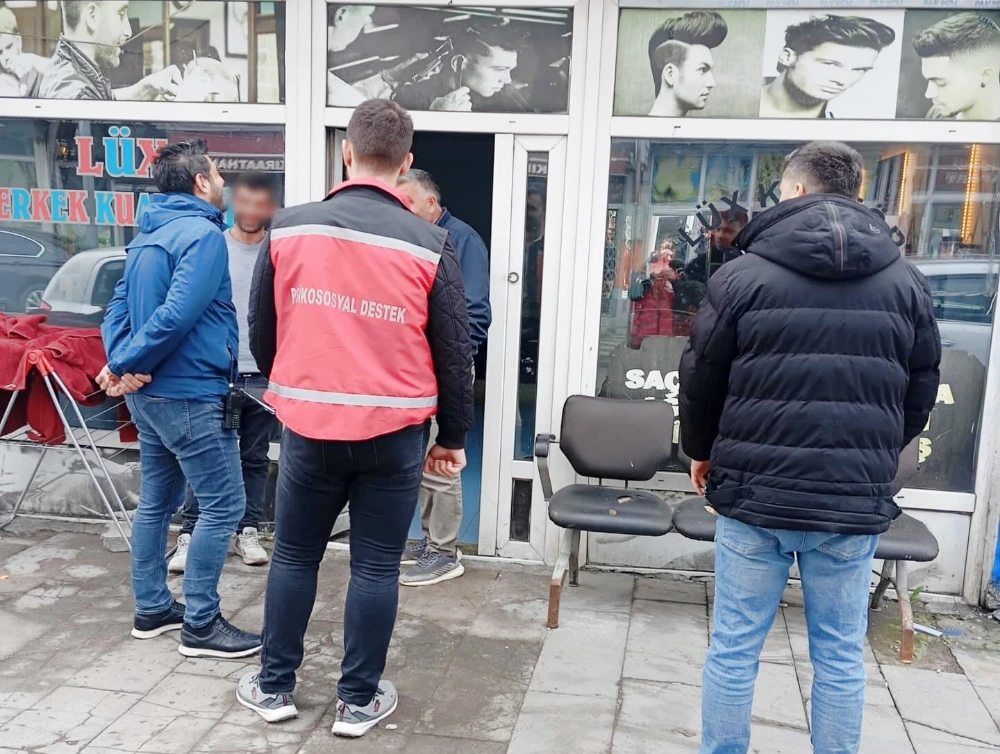 Ekipler Sahada, Çocuklar Güvende 
