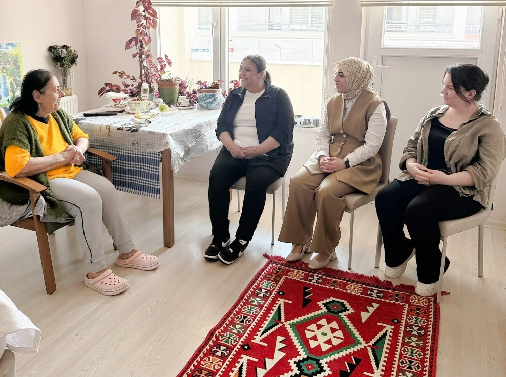 Bayram Sevinci Huzurevinde Yaşandı