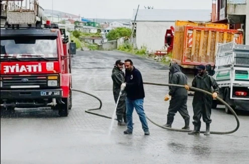 Damal’da Temizlik Çalışmaları Sürüyor 