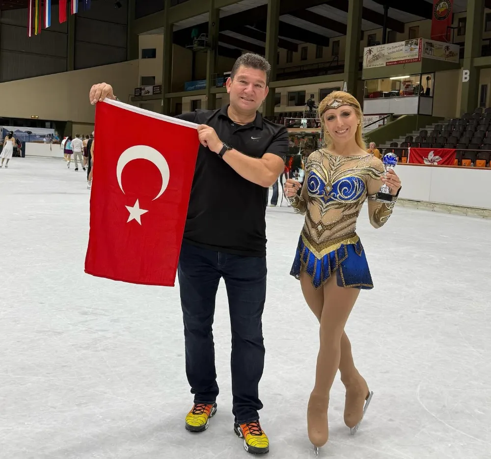 Ardahanlı Naz Arıcı, Artistik Patinajda Dünya Masterlar şampiyonu oldu