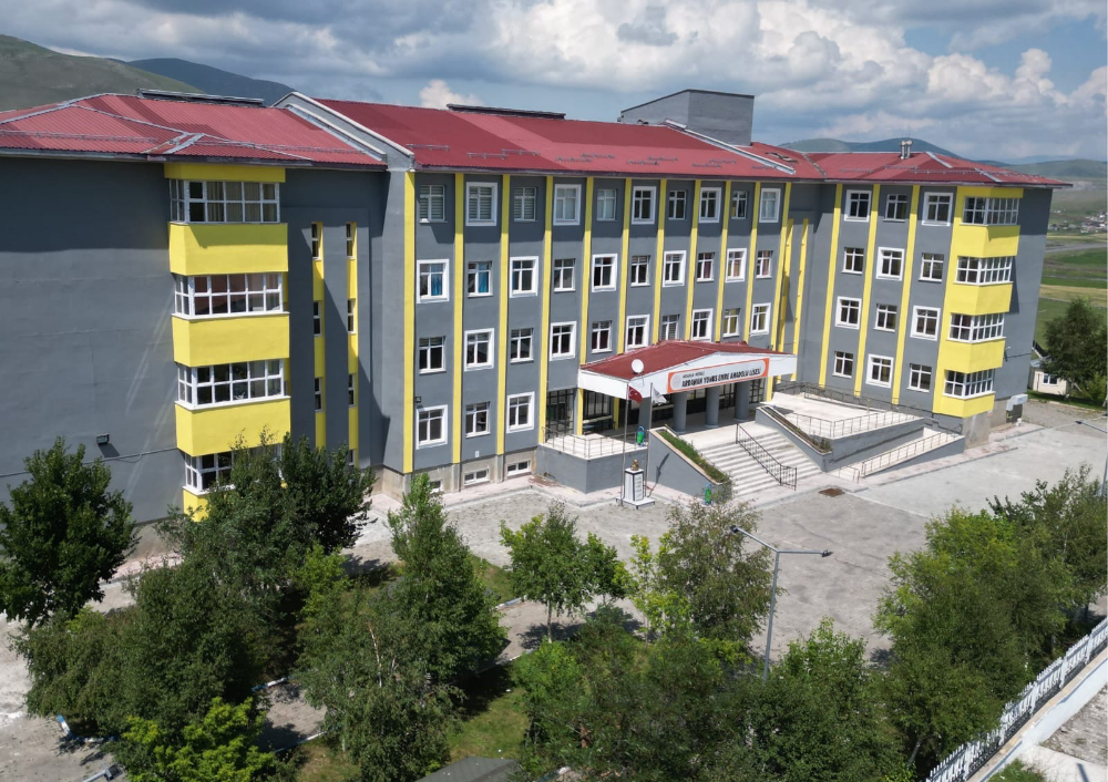 Yunus Emre Anadolu Lisesi’nden LGS adaylarına çağrı