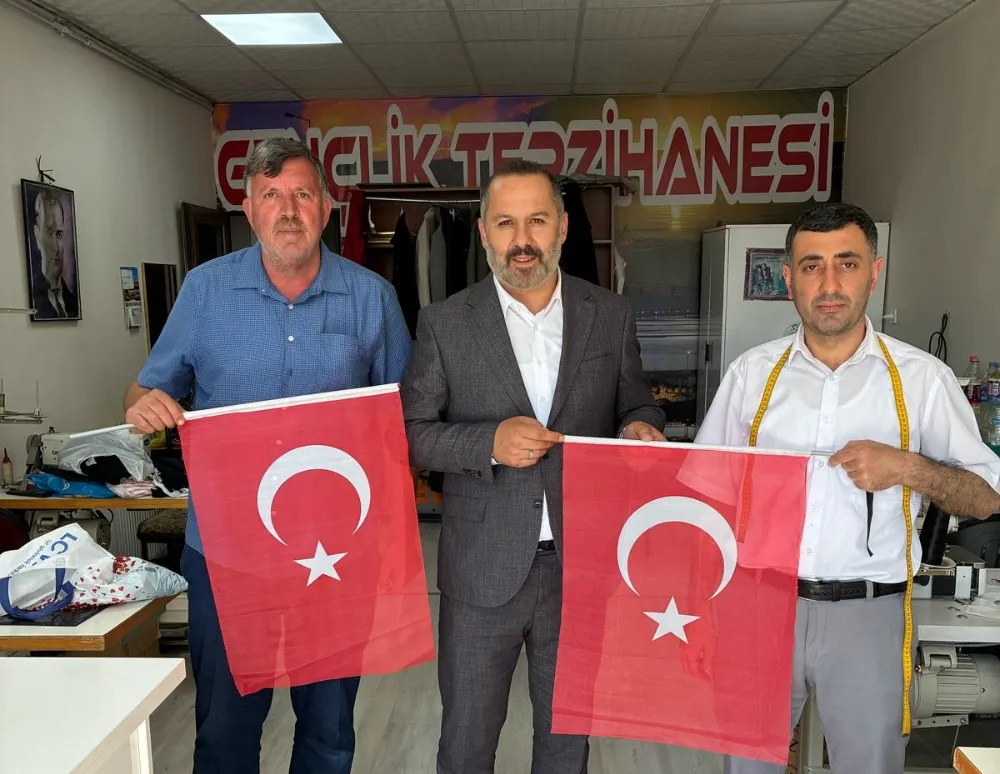 AK Parti’den “Terörsüz Türkiye” için bayrak seferberliği