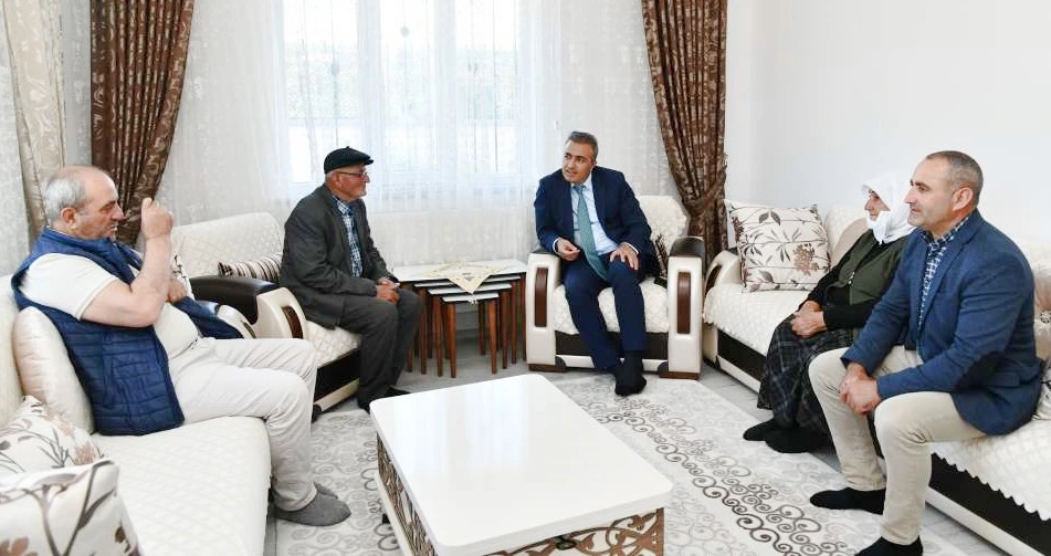 Vali Çiçek’ten Şehit Ailelerine Ziyaret