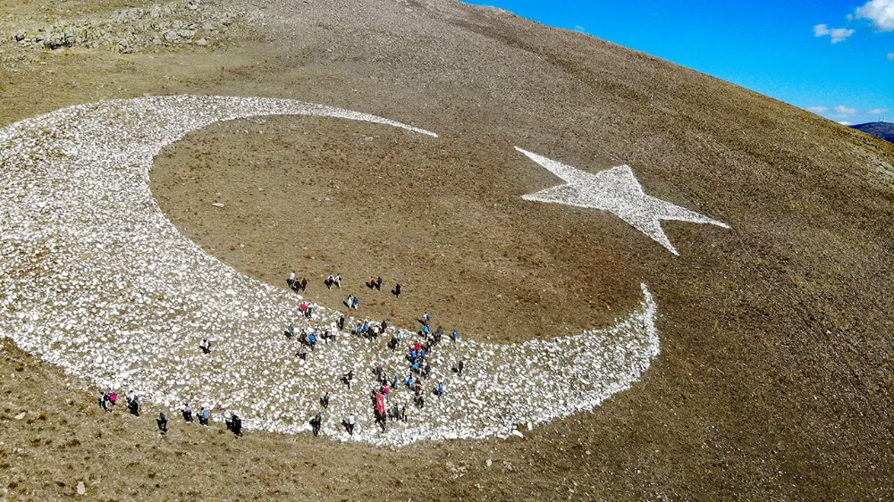 Ardahan’da yıldızlı dağa doğa yürüyüşü düzenlenecek