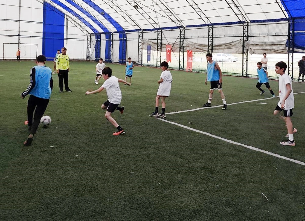 Çıldır’da Yaz Kur’an Kursu Futbol Turnuvası Başladı