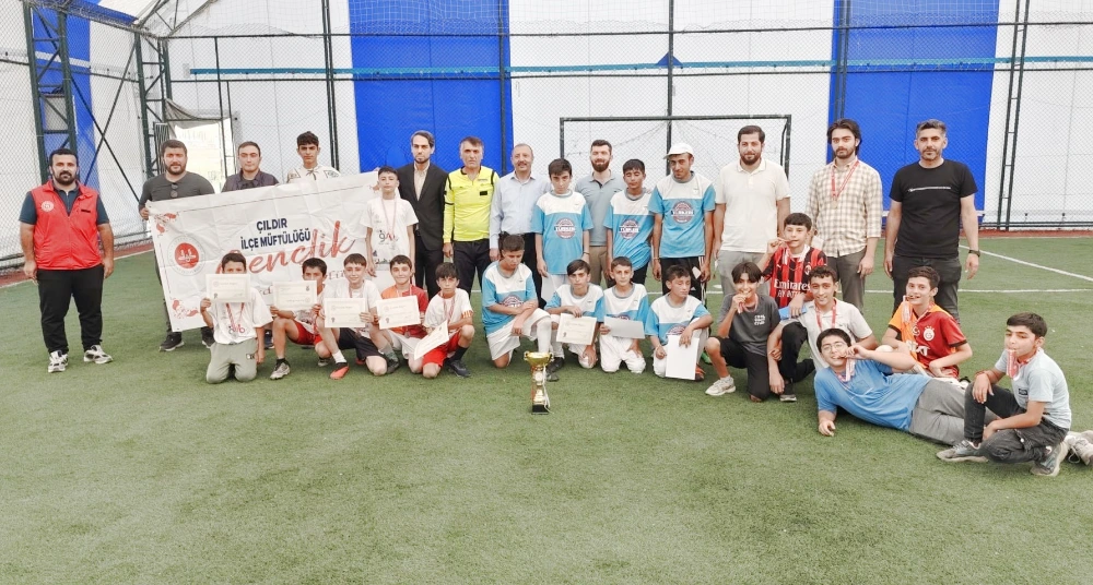 Çıldır’da Kuran Kursları Arası Yaz Futbol Turnuvası Sona Erdi