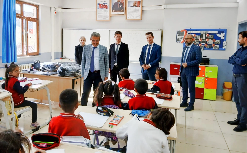 TKDK’dan Öğrencilere Kırtasiye Desteği
